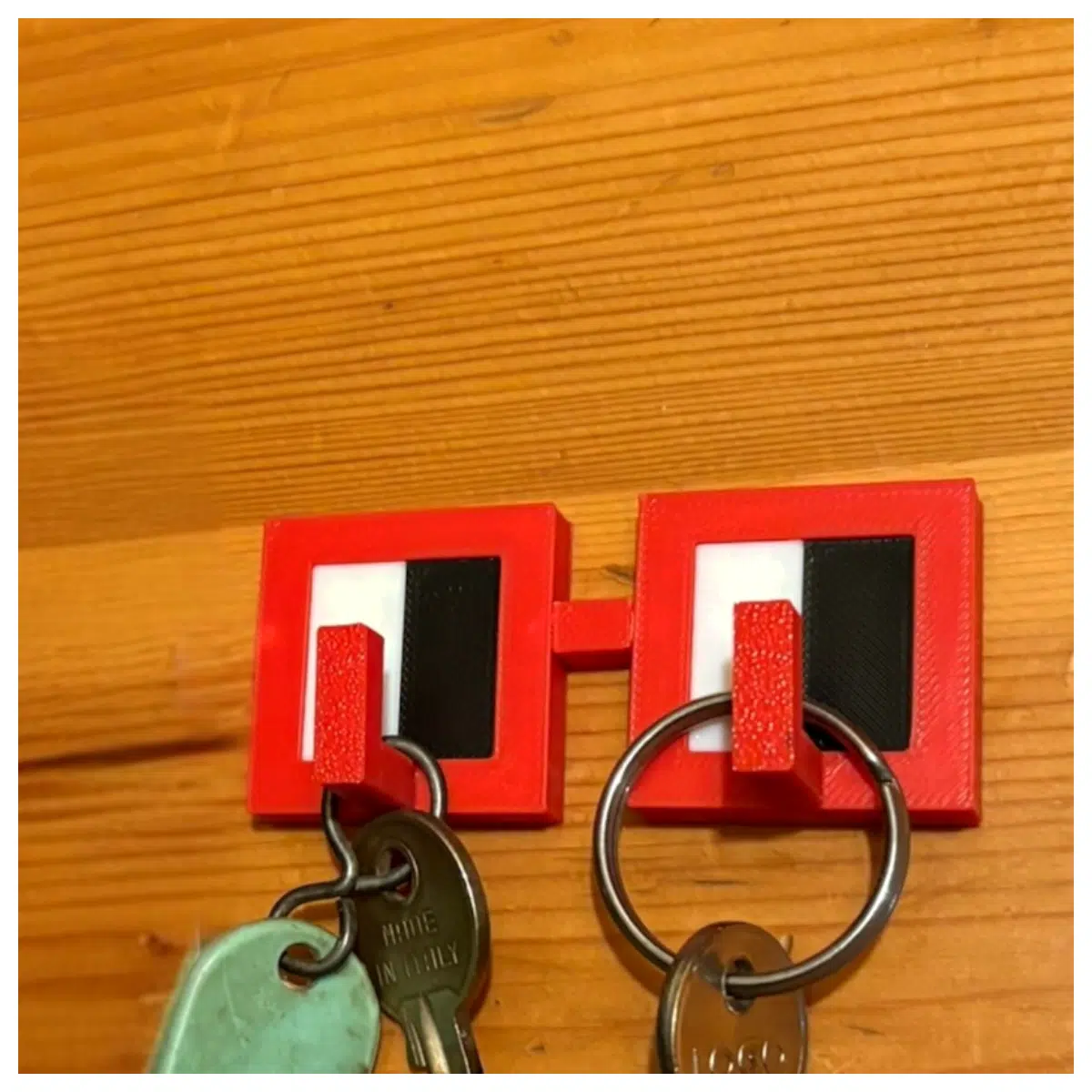 Noggle Key Holder V2 Keychain Organizer Desk Storage Space Saver Minimalist Design