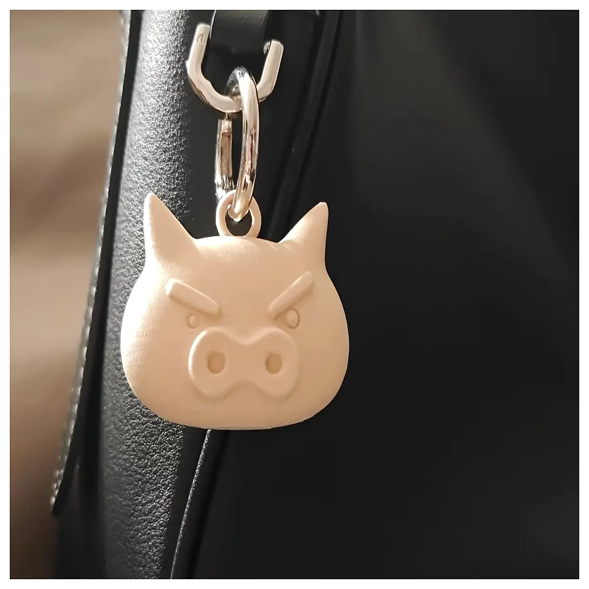 funny chubby left guard wall hanging keychain cute cartoon pendant bag charm