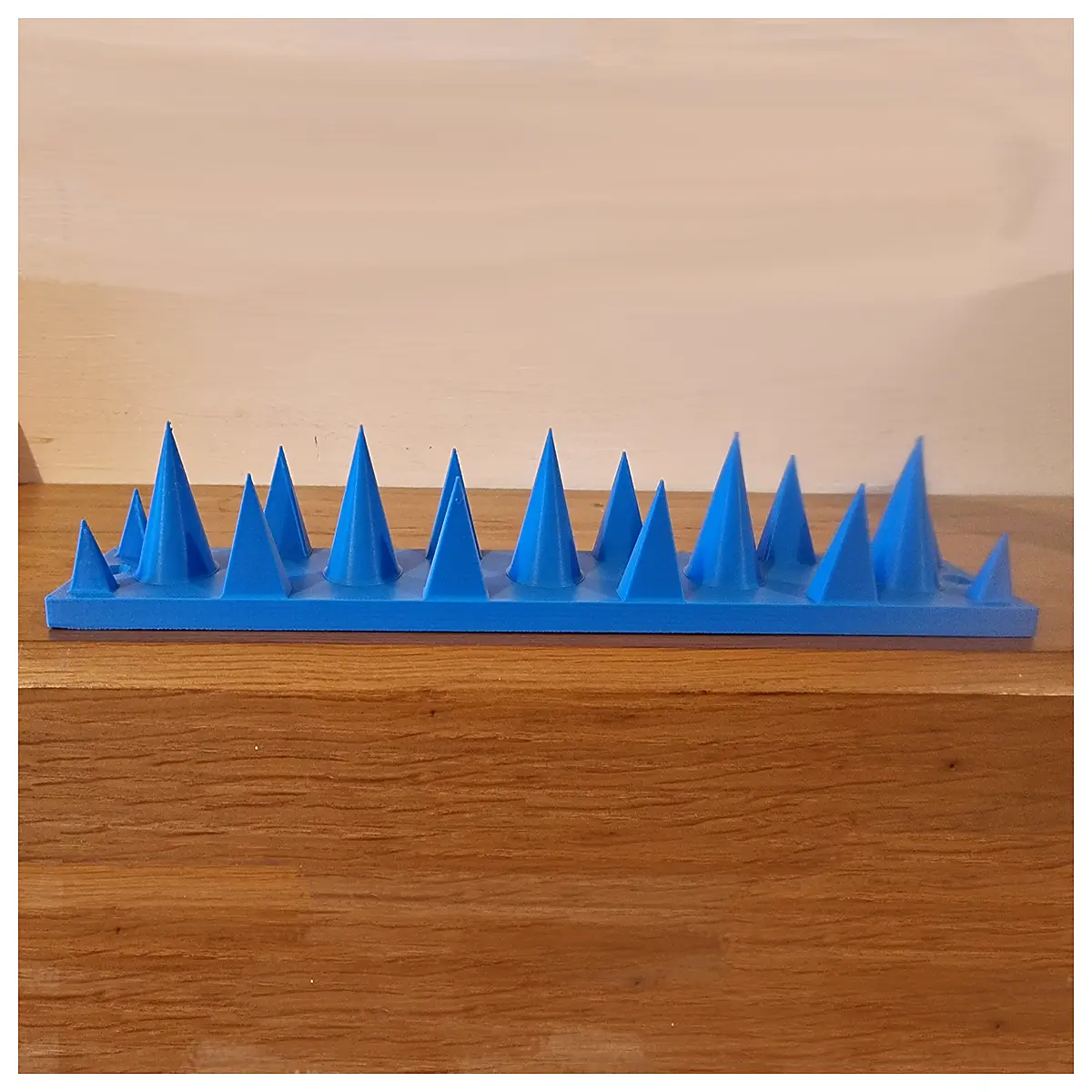 Garden Top Spike Fence Security Protective Barrier for Kids Pets Fence Accessories Safety Wall Spikes for Garden Decoration