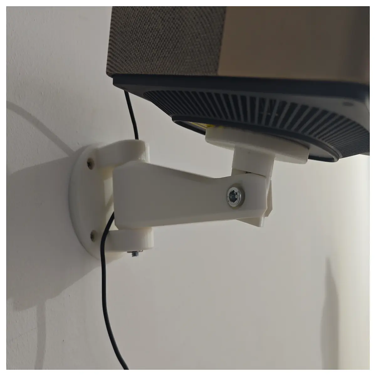 Adjustable Projector Mount Wall Bracket TV Support Projection Screen Accessories Quick Installation Hanging System