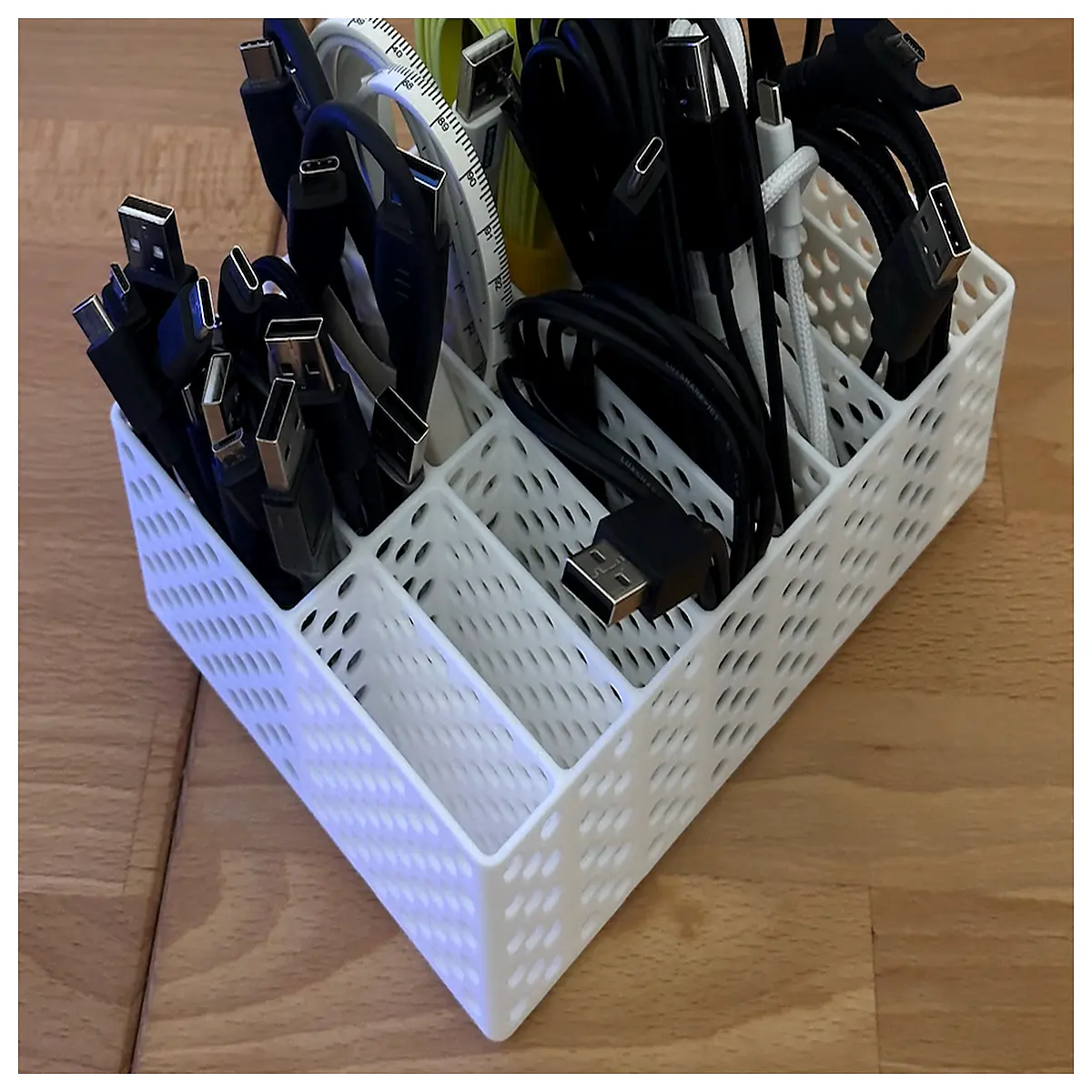Lightweight Gridfinity Cable Organizer Box Storage Solution Desktop Cable Management Slim Cord Storage Accessories