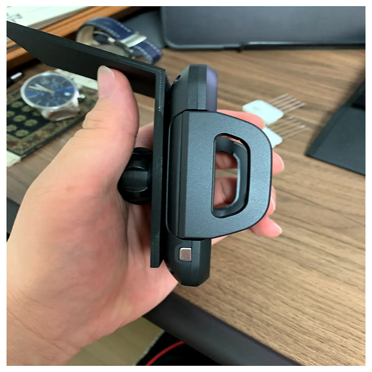 Wireless Charger Mount Dashboard L Shaped Holder Car Phone Charging Bracket Mobile Phone Holder Auto Accessories