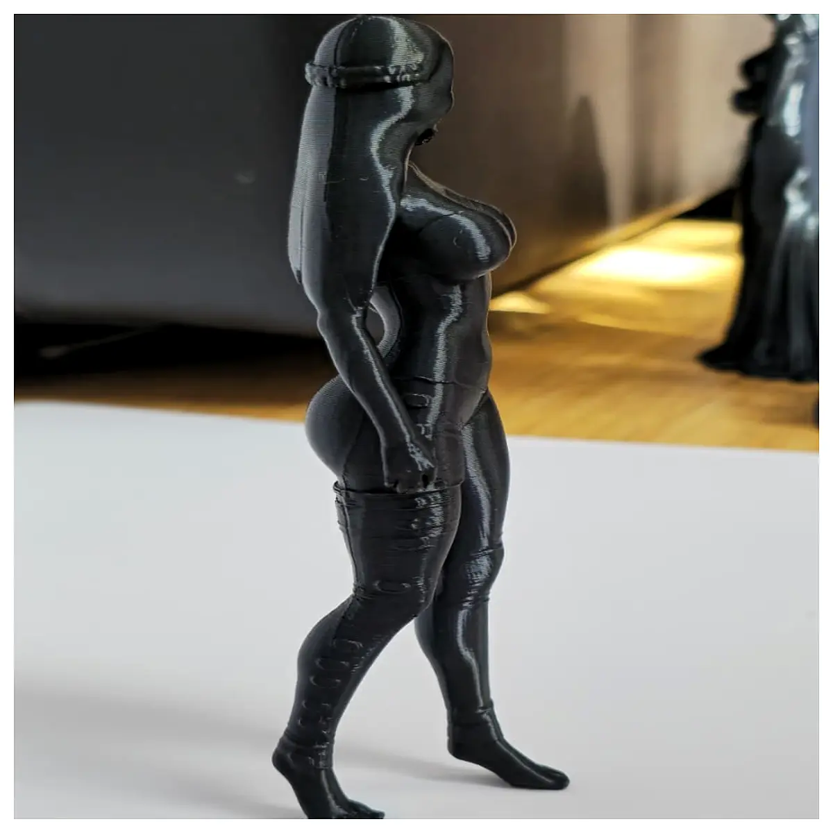Gothic Muse Statue Black Temptation Figurine Dark Art Decor Eerie Atmosphere Gothic Style Miniature Desktop Decoration Gift Idea