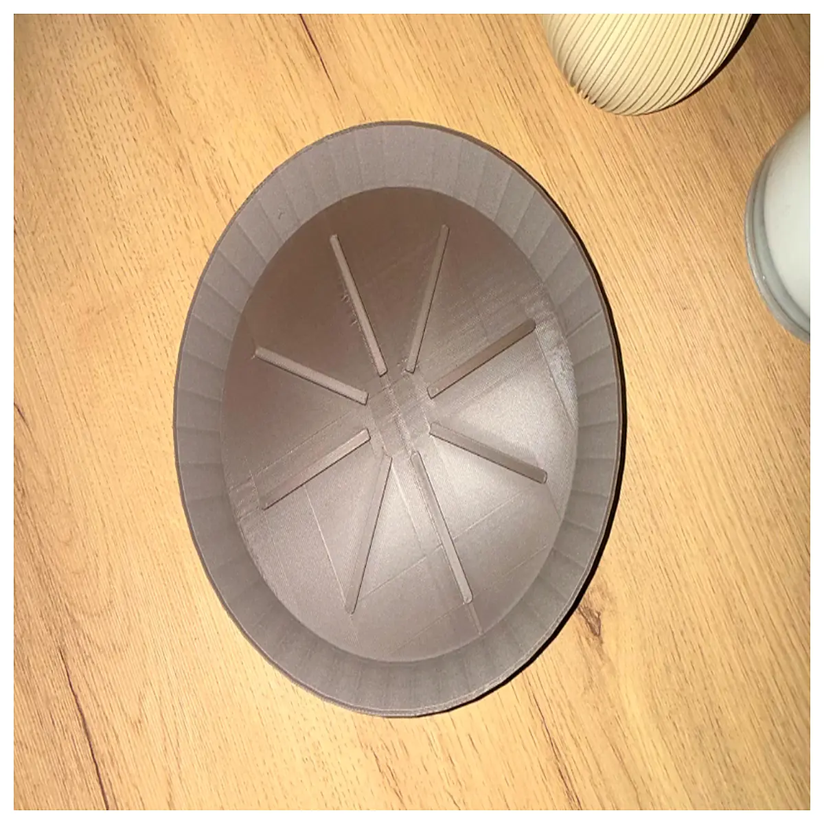 universal plant saucer drip tray for pots indoor outdoor garden drainage catch water holder round square black white plastic ceramic
