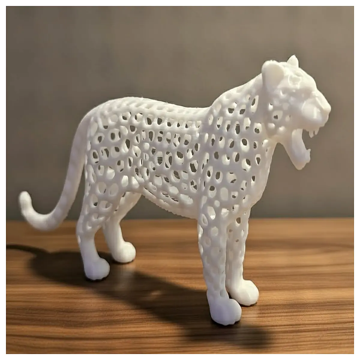 Elegant Leopard Carving Sculpture Home Decor Figurine Animal Art Modern Minimalist Art Collectible