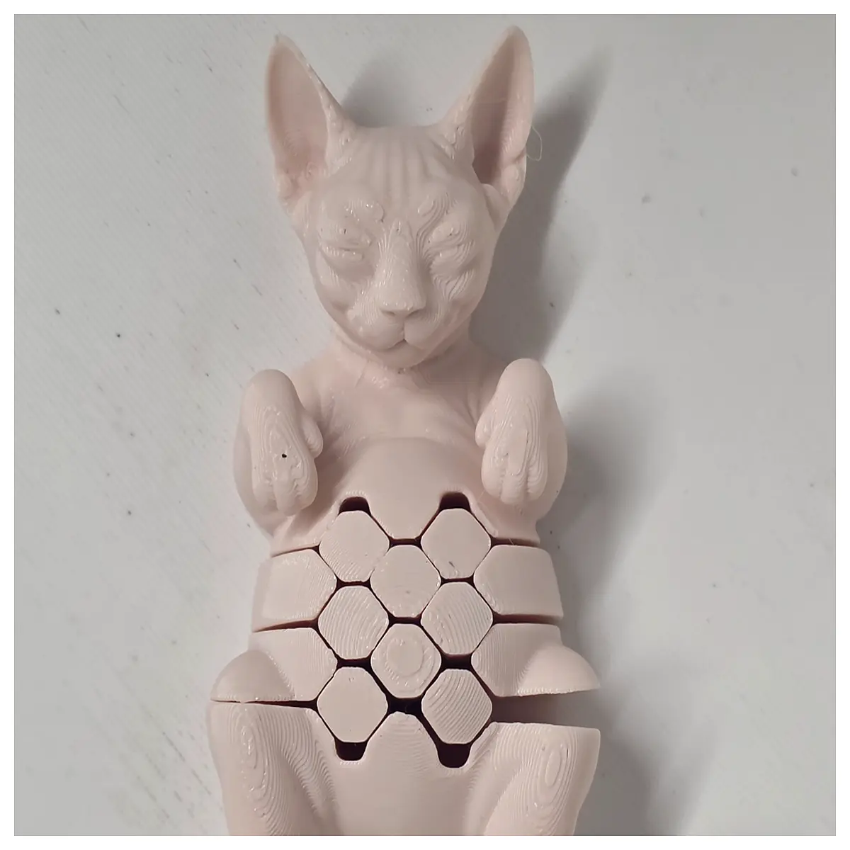 Moving Sphinx Cat Keychain Fun Cat Figurine Desk Decoration Pet Gift Cat Toy Cute Ornament