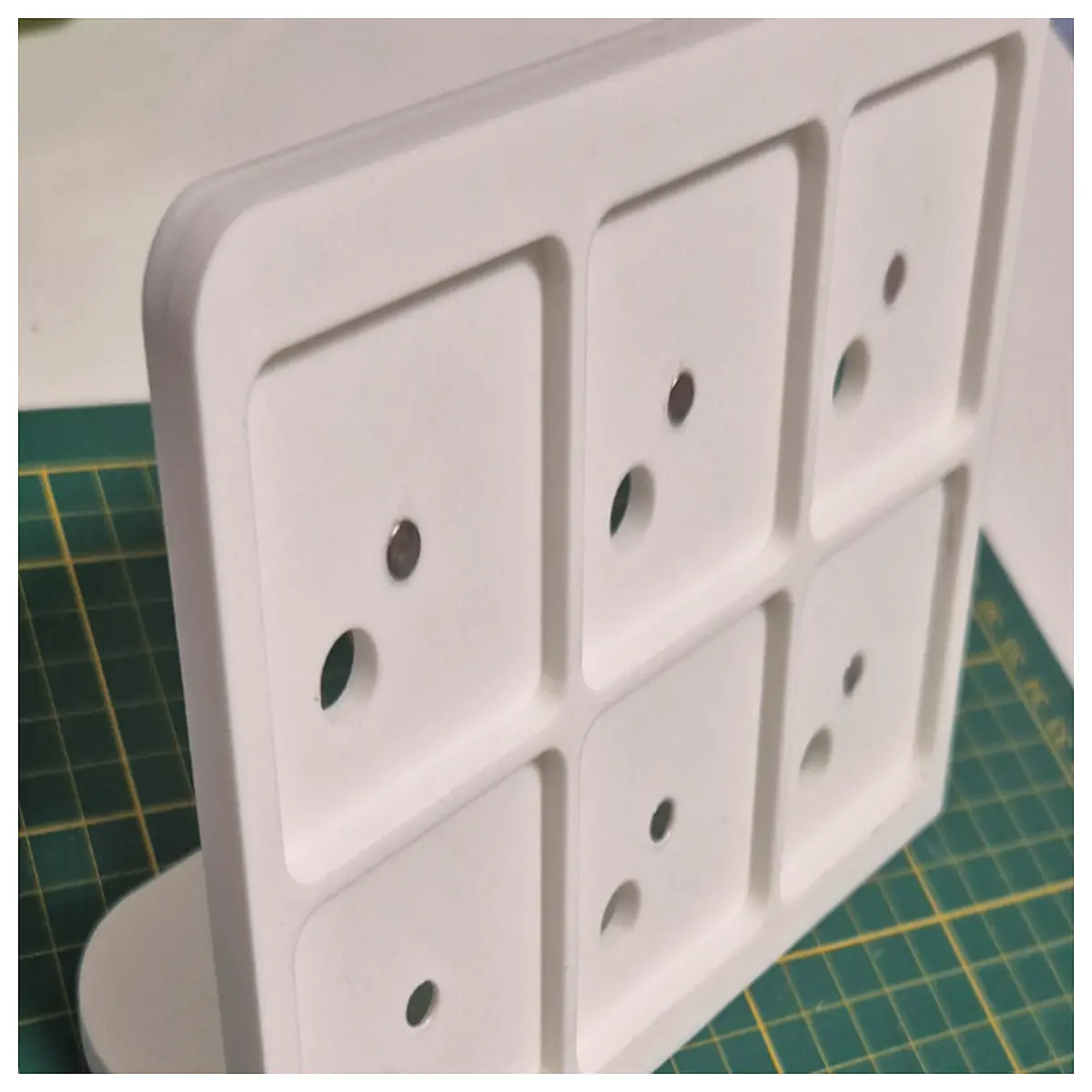 Magnetic Phone Holder Magnetic Clip Phone Stabilizer Desk Stand Mobile Phone Accessories Magnetic Bracket Support