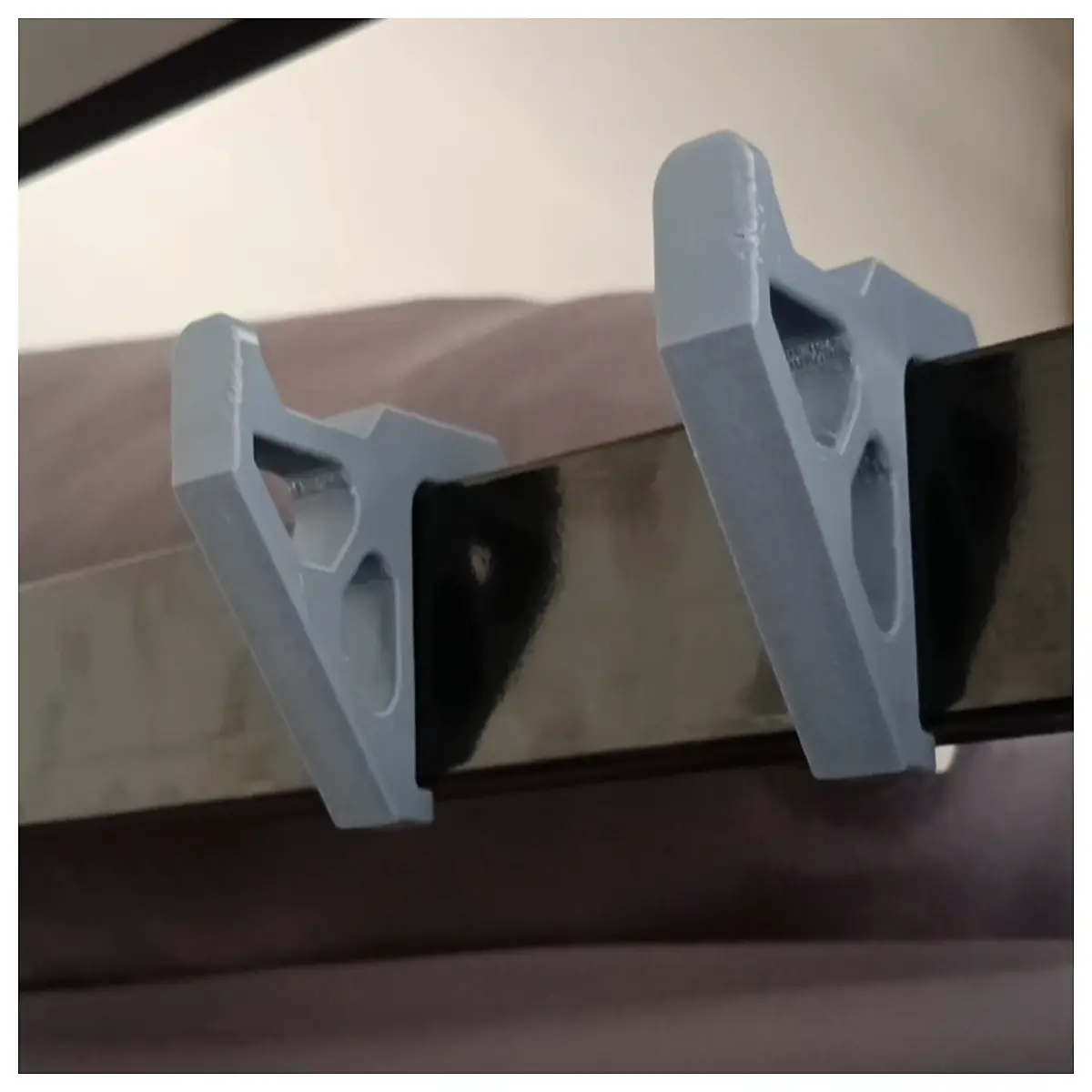 Bed Rail Hooks 2040mm Snap Hook Style Fence Accessories Animal Cage Pet Supplies Support Attachment