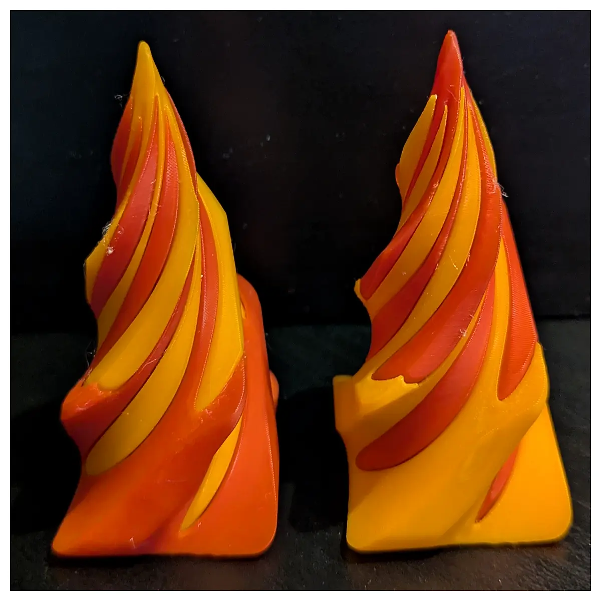 Flame Spiral Decompression Toy Twist Rotation Fidget Toy Stress Relief Puzzle Desk Decoration Anxiety Relief Gadget