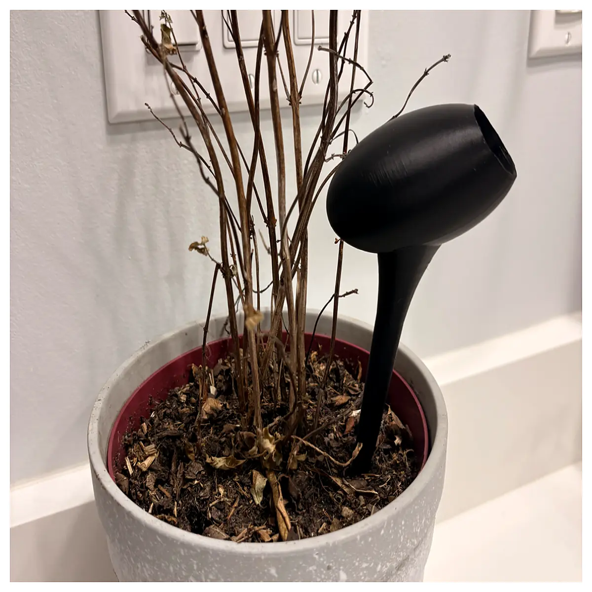 Self Watering Globes for Plants Slow Release Water Fertilizer Plant Watering System Ideal for Houseplants Flower Pots