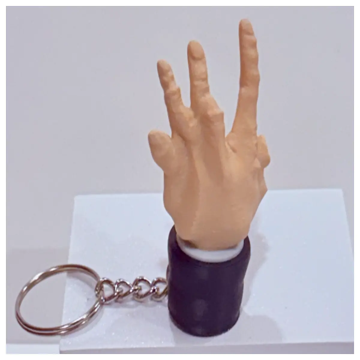 Robust Hand Keychain Car Decoration Accessory Personalized Creative Design Car Key Chain Hand Decoration Auto Parts Keychain