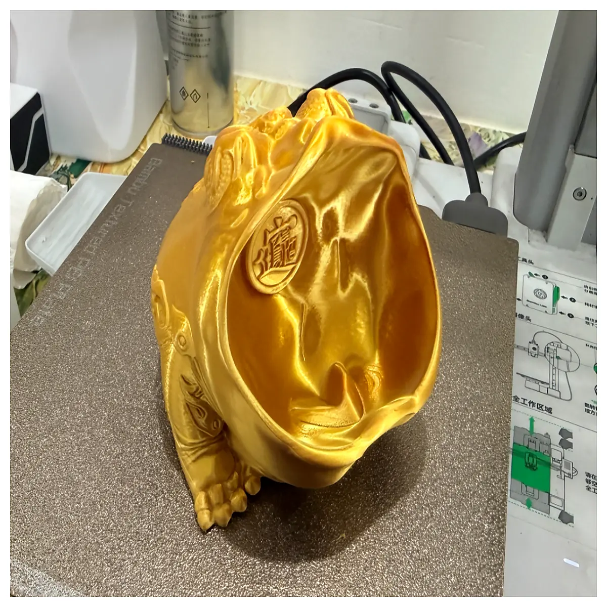 golden feng shui wealth charm money attracting statue lucky home office decor