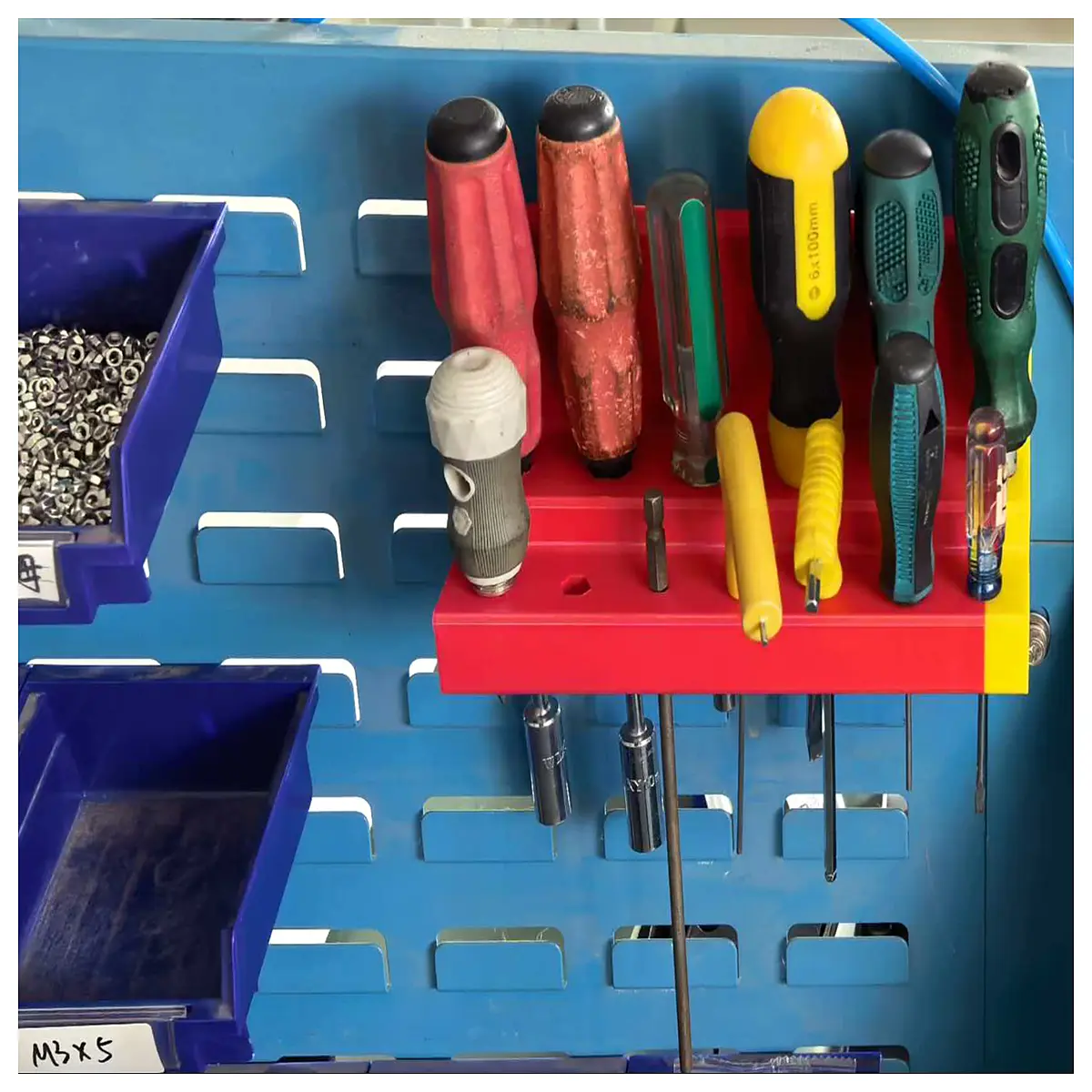 Screwdriver Holder 2 Tier 13 Slots Tool Organizer Screwdriver Rack Repair Parts Screwdriver Storage