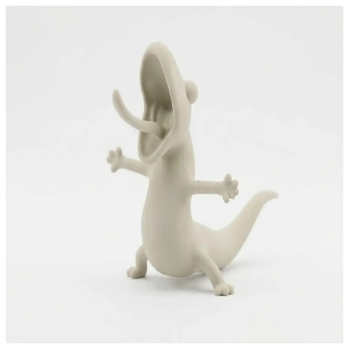 Tom Lizard Jumper Toy Kids Educational Toy Outdoor Play Fun Jumping Great for Toddler Games