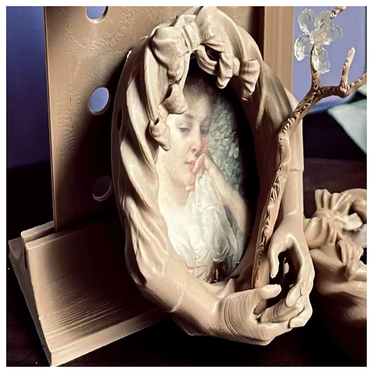 Elegant Photo Frame Display Pictures Wall Decor Gift Idea Memorial Keepsake Art Photography Accessory Frame