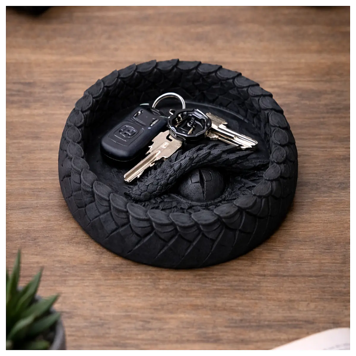 Dragon Eye Key Tray Car Interior Decoration Phone Holder Mobile Cover Auto Parts Key Storage Dragon Eye Phone Stand
