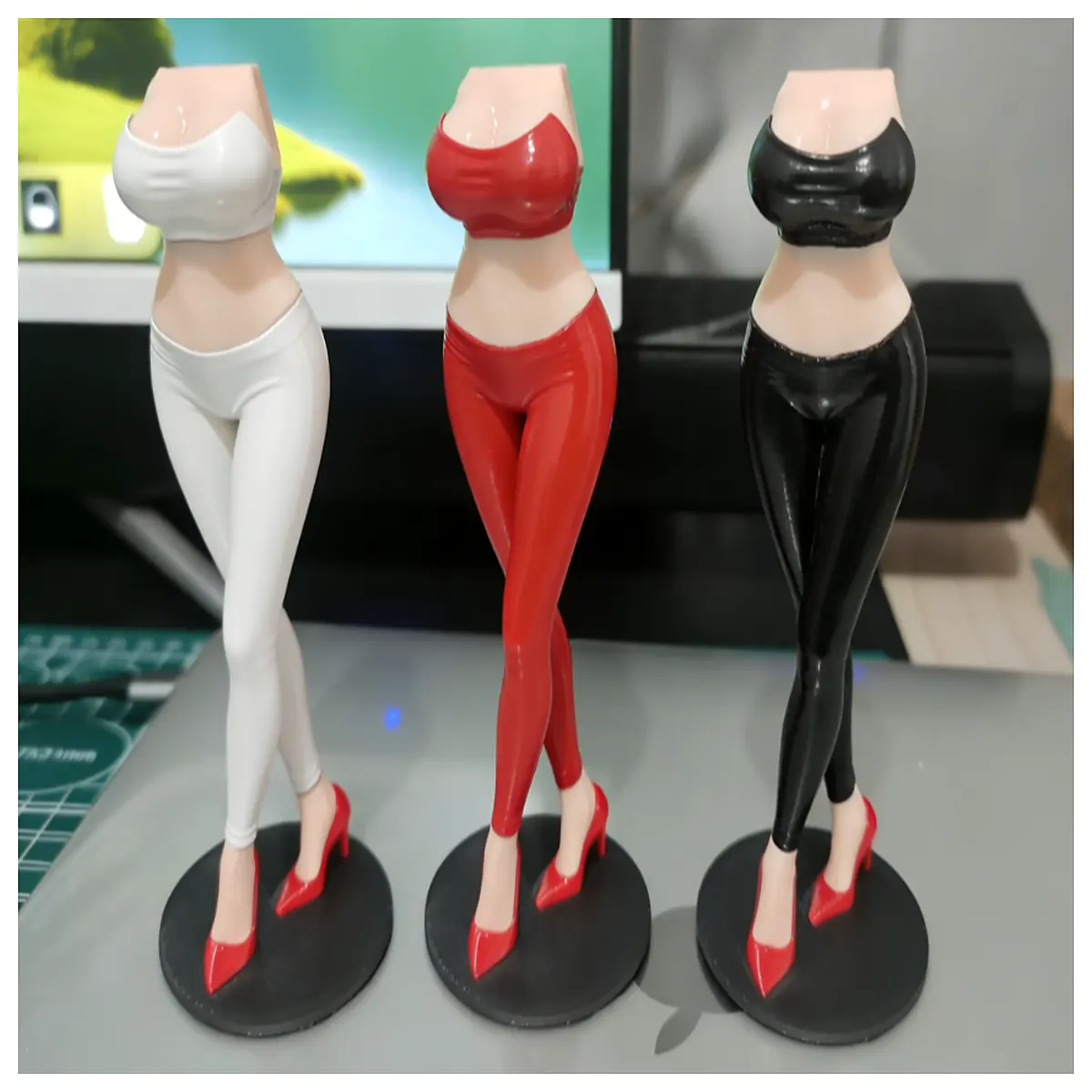 long legs figurine home decor resin statue for shelf