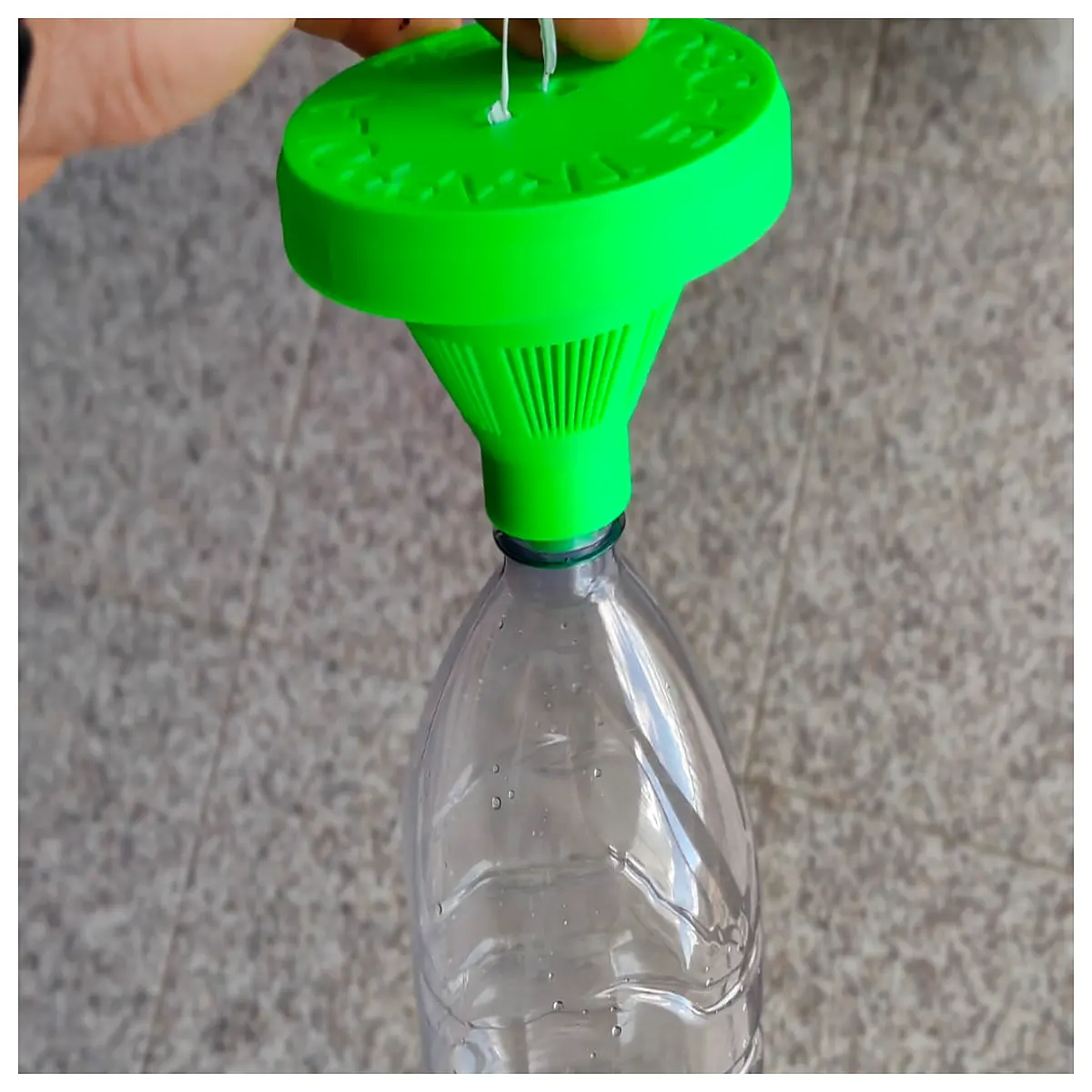Fly Trap 2L 15L Bottles Fly Catcher for Indoor Outdoor Use Effective Fly Control Solution
