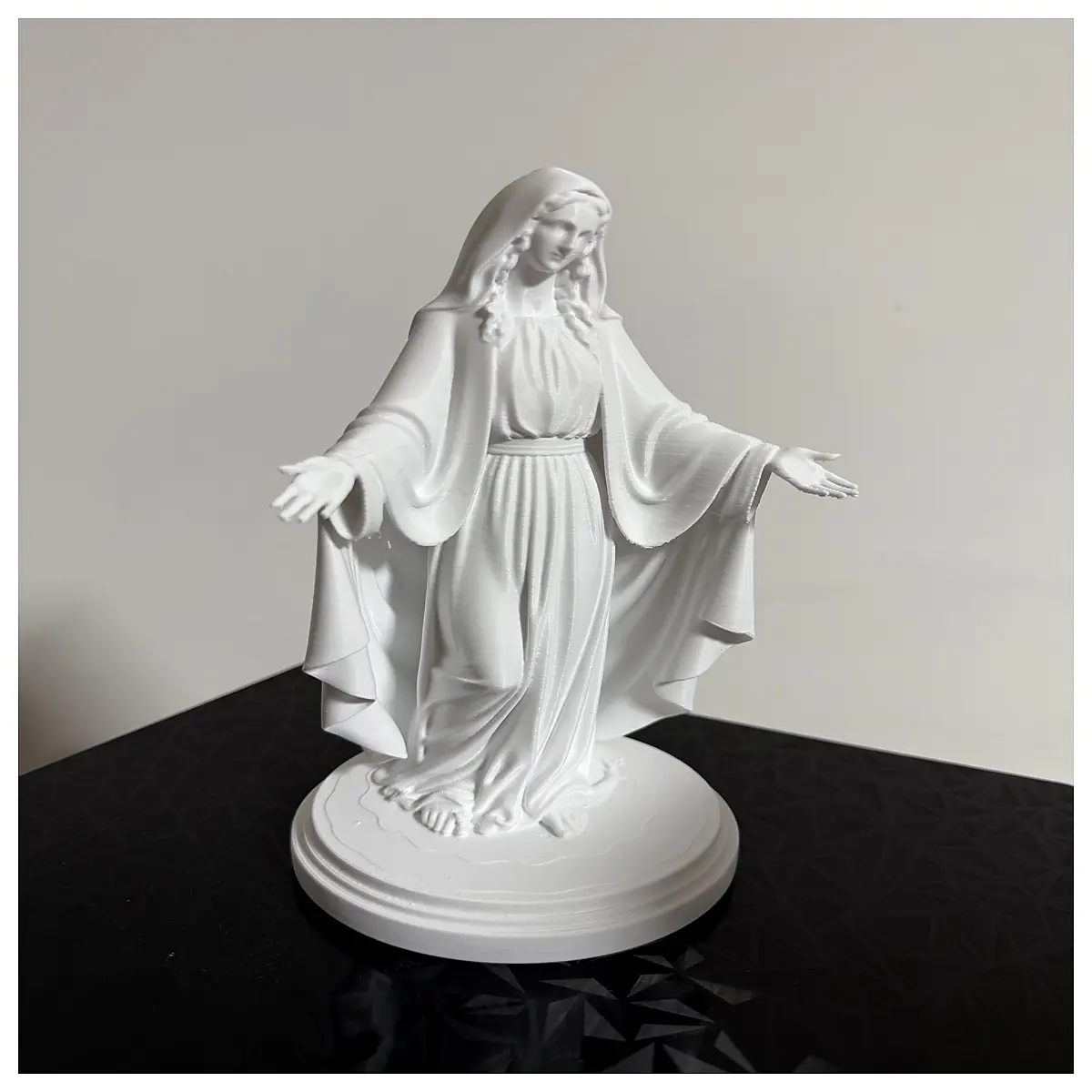Mary Statue Religious Art Figurine Prayer Decor Spiritual Ornament Religious Memorial Gift