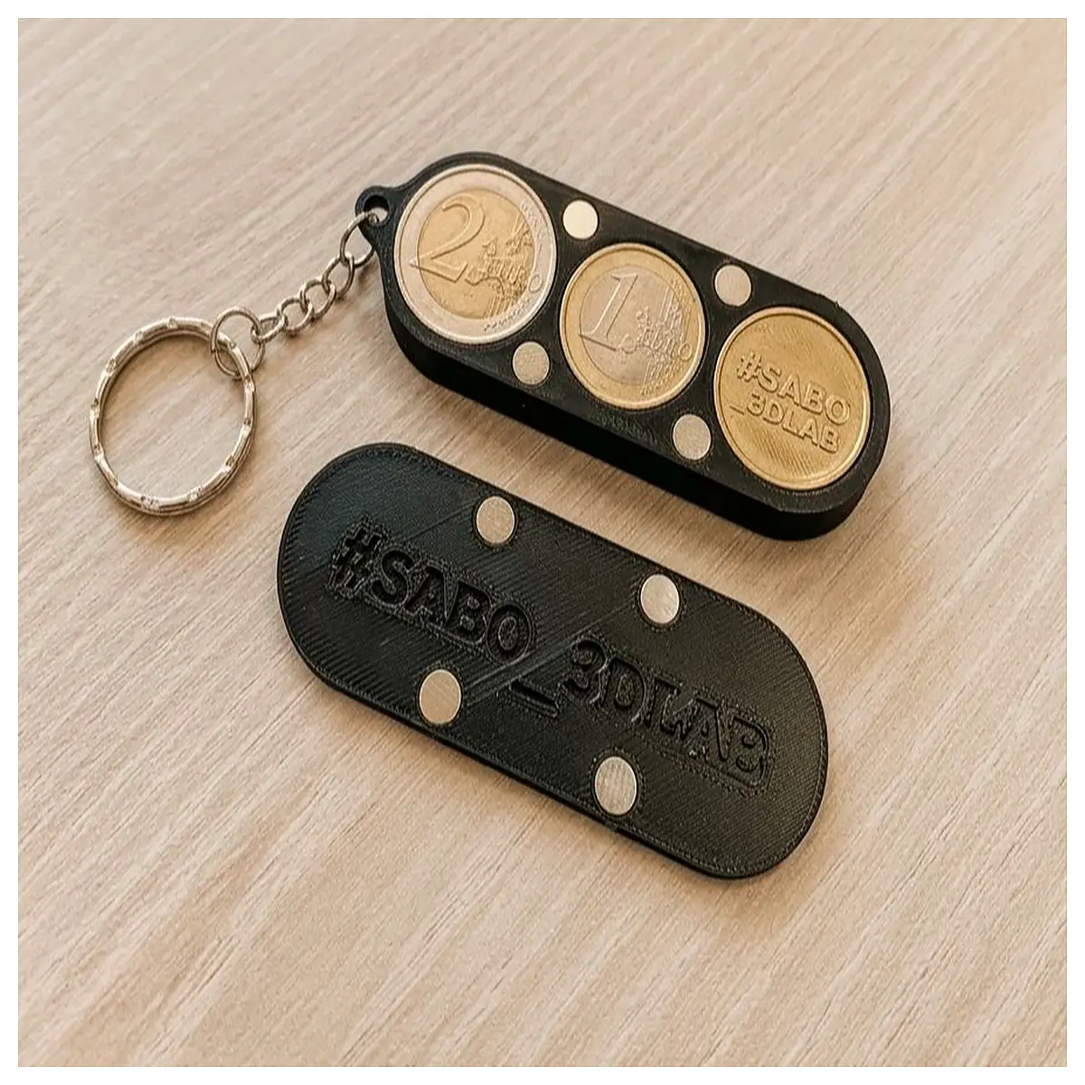 Magnetic Keychain Mini Wallet Keyring Accessory Phone Holder Magnetic Card Holder Keychain Charm Keyring Parts