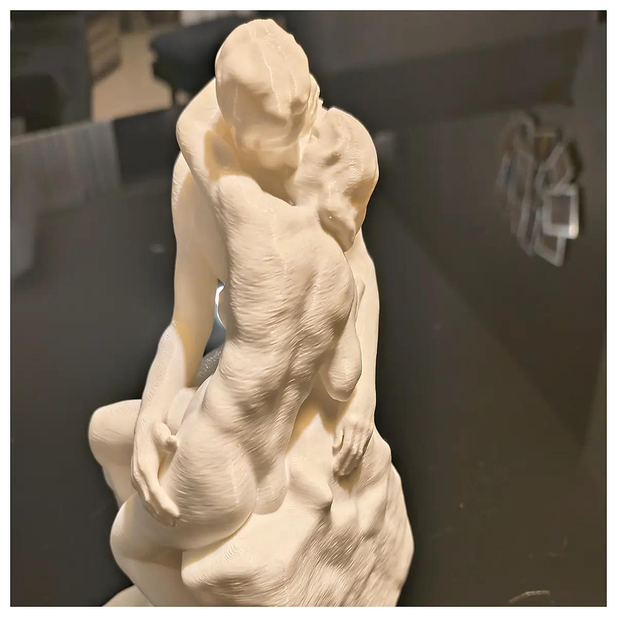 Rodin Kiss Sculpture Model Art Collectible Romantic Classic Sculpture Accessories Rodin Work