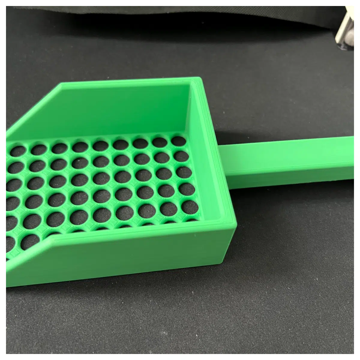 Rabbit Droppings Scoop Cleaning Tool Feces Collector Pet Rabbit Scoop Litter Box Cleaner Bunny Food Cleaner Pet Waste Disposal