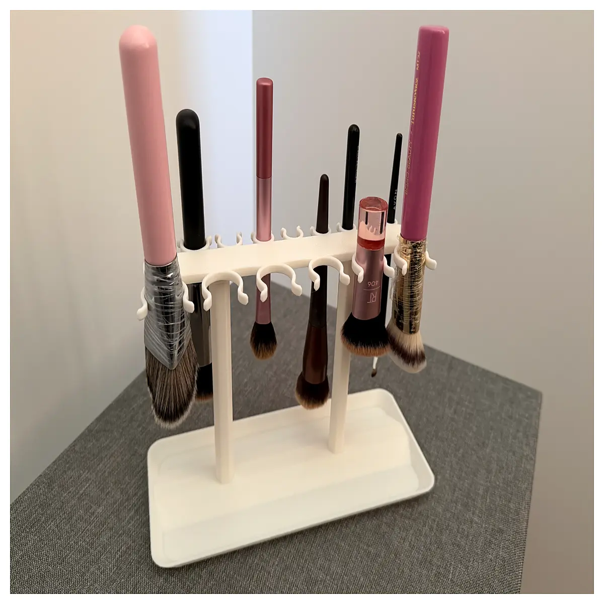 Makeup Brush Organizer Rack Brush Drying Stand Storage Solution for Clean Brushes Improve Brush Organization