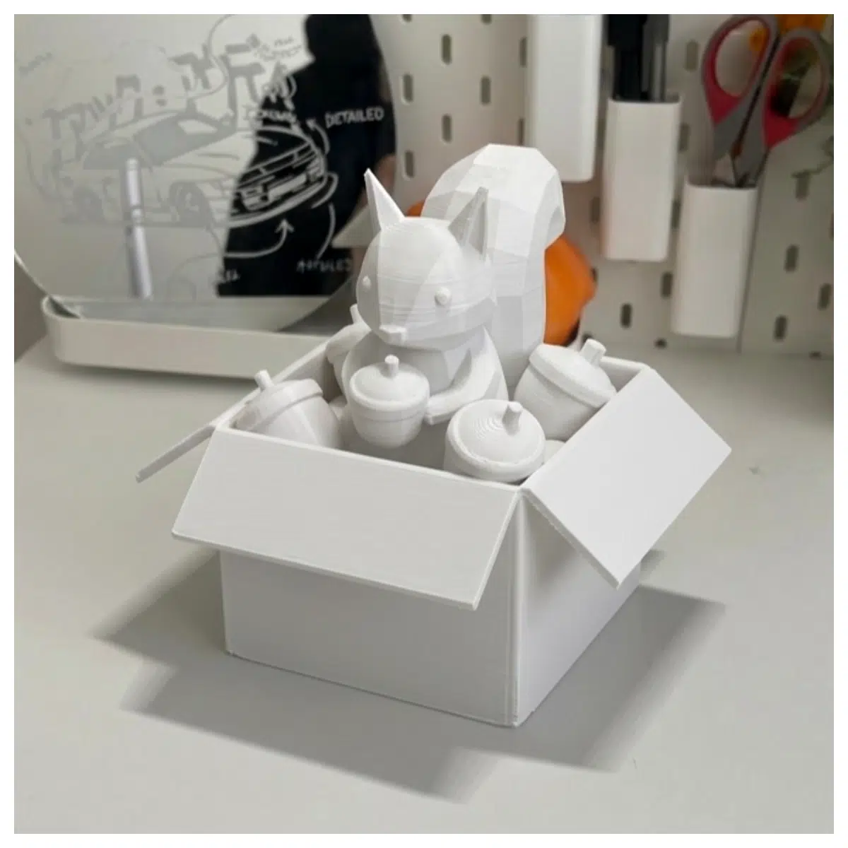 Cute Box Squirrel Ochi Collector Realistic Squirrel Toy Figurine Desktop Decoration Gift Pet Toy Ochi Model Sloth Model Mini Squirrel