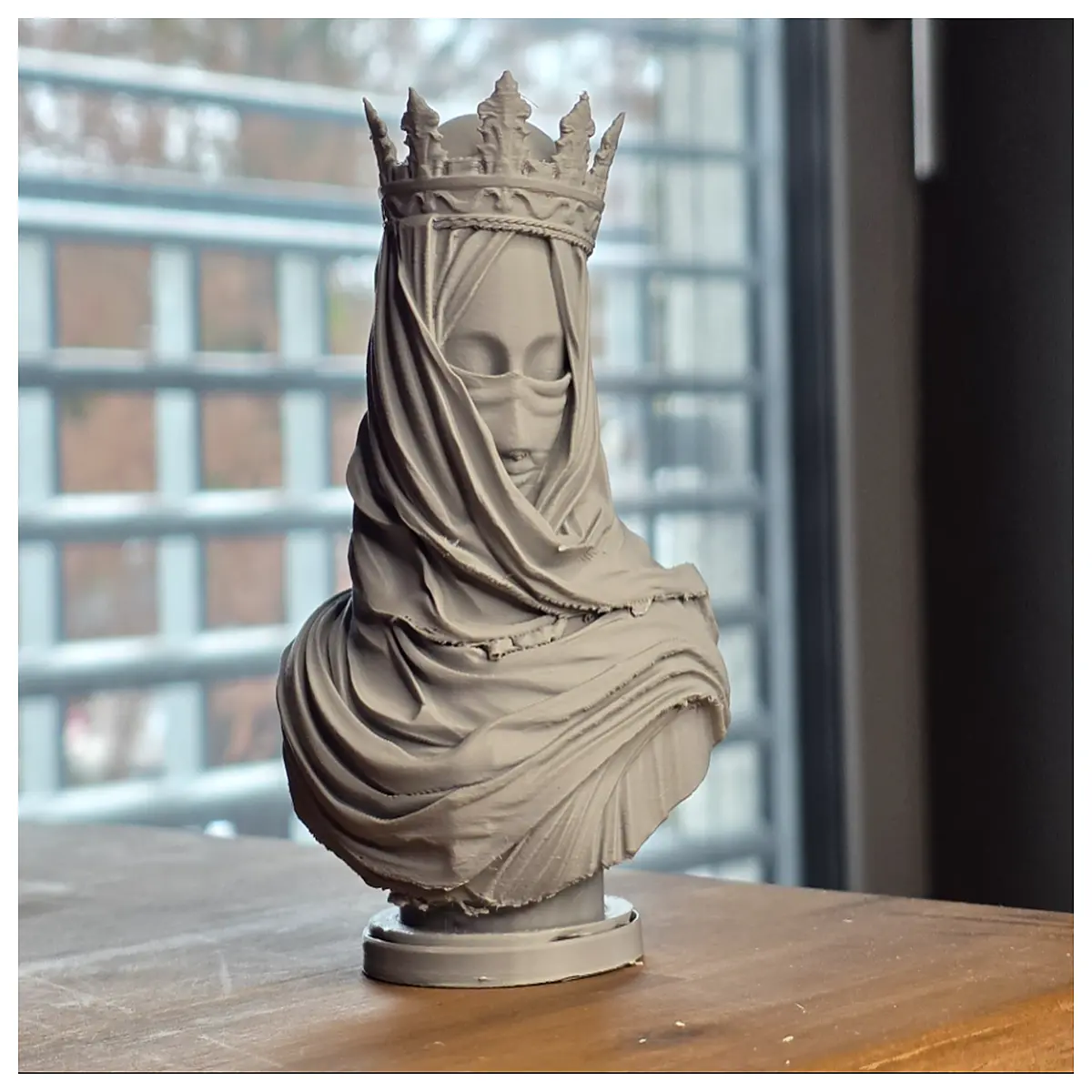 Desert Statue Ancient Female Sculpture Archaeological Artifact Art Decor Museum Display Style