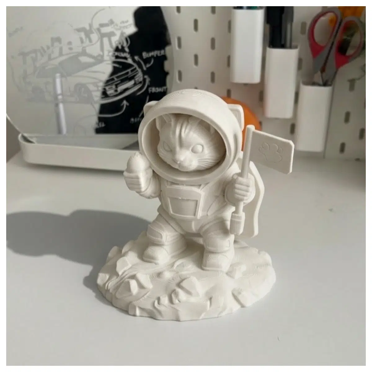 Lunar Astronaut Cat Toy Space Explorer Kids Brain Teaser Cute Kitten Plaything Baby Gift