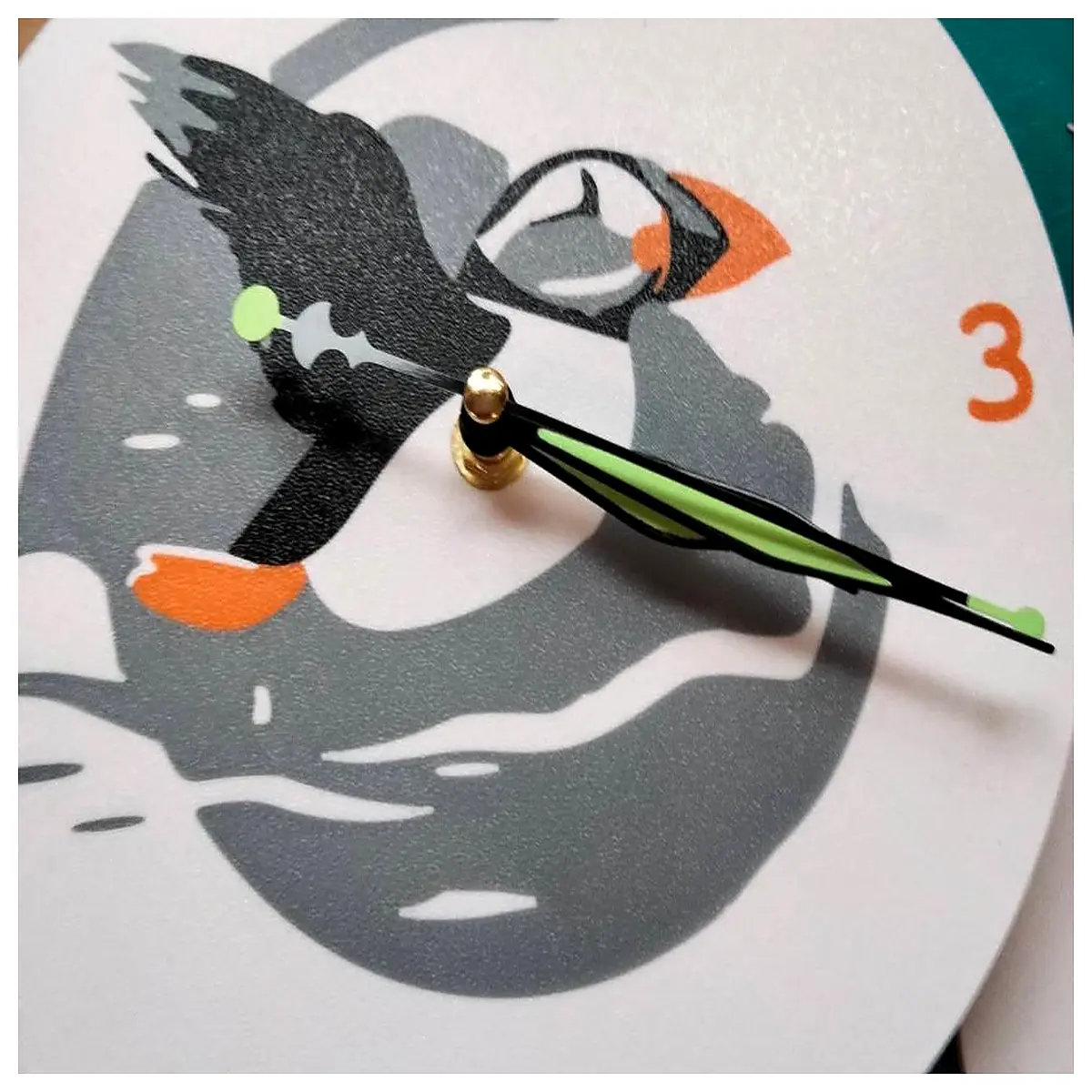 Sea Parrot Clock Desktop Decoration Creative Gift Home Accent Clock Accessories Clock Collection