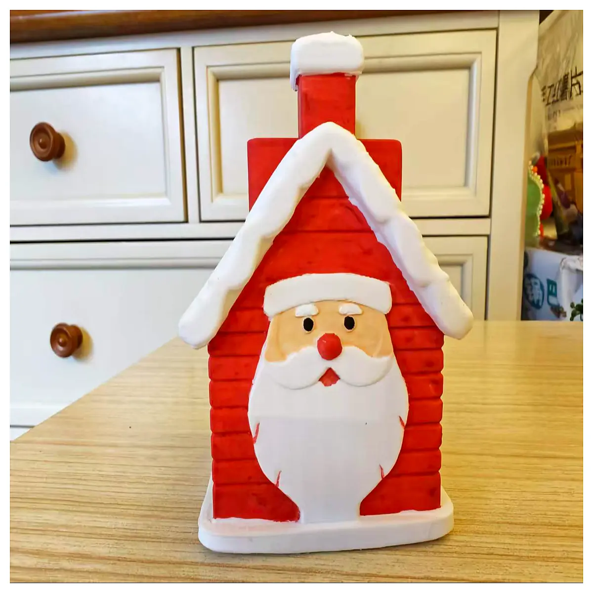 Santa s Workshop Pen Holder Desktop Decoration Festive Accessory Christmas Gift Idea Holiday Ornament Xmas Decor