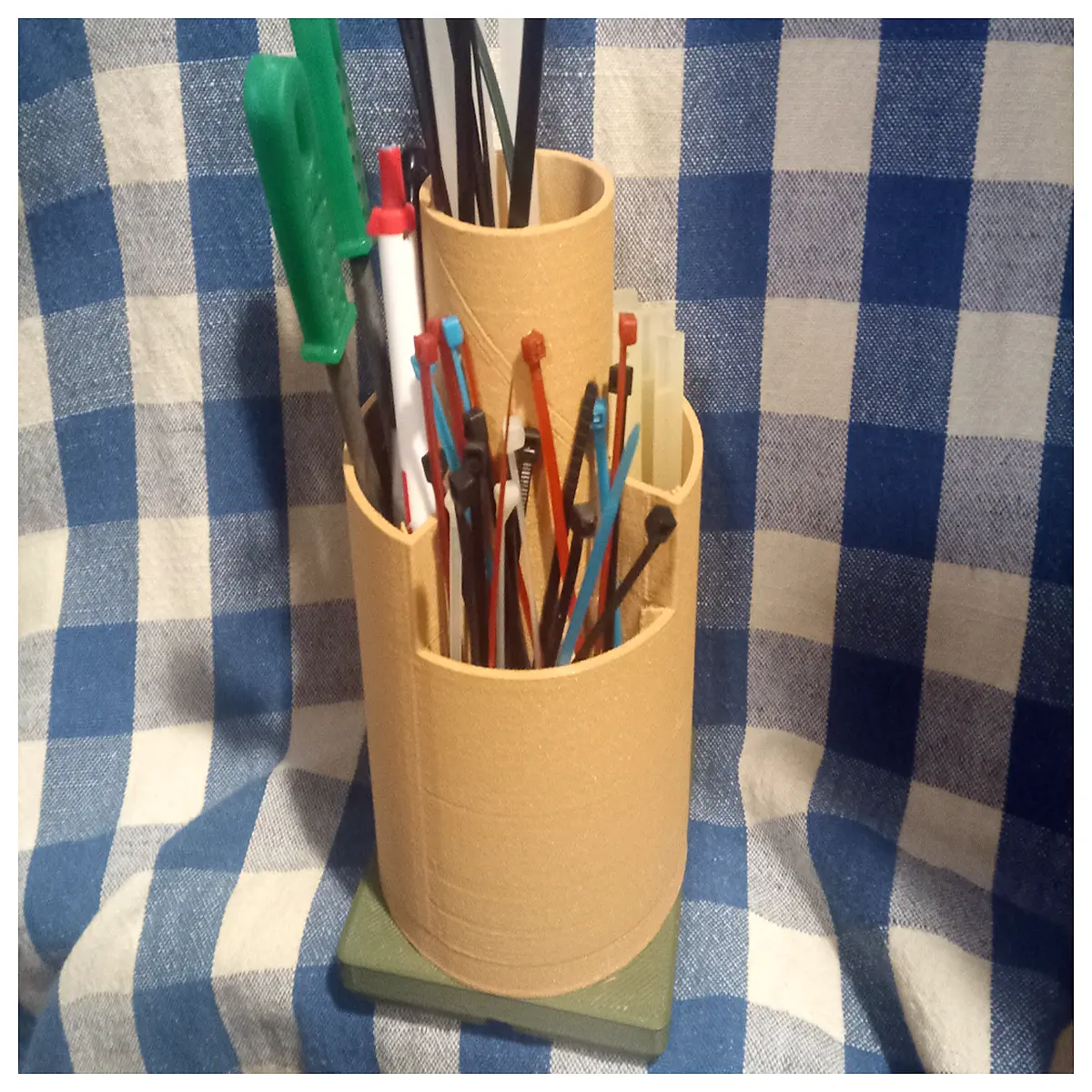 Gridfinity 2x2 Rotary Cable Organizer Desk Storage Electronics Organizer Office Supplies Space Saving Cord Management Cable Ties