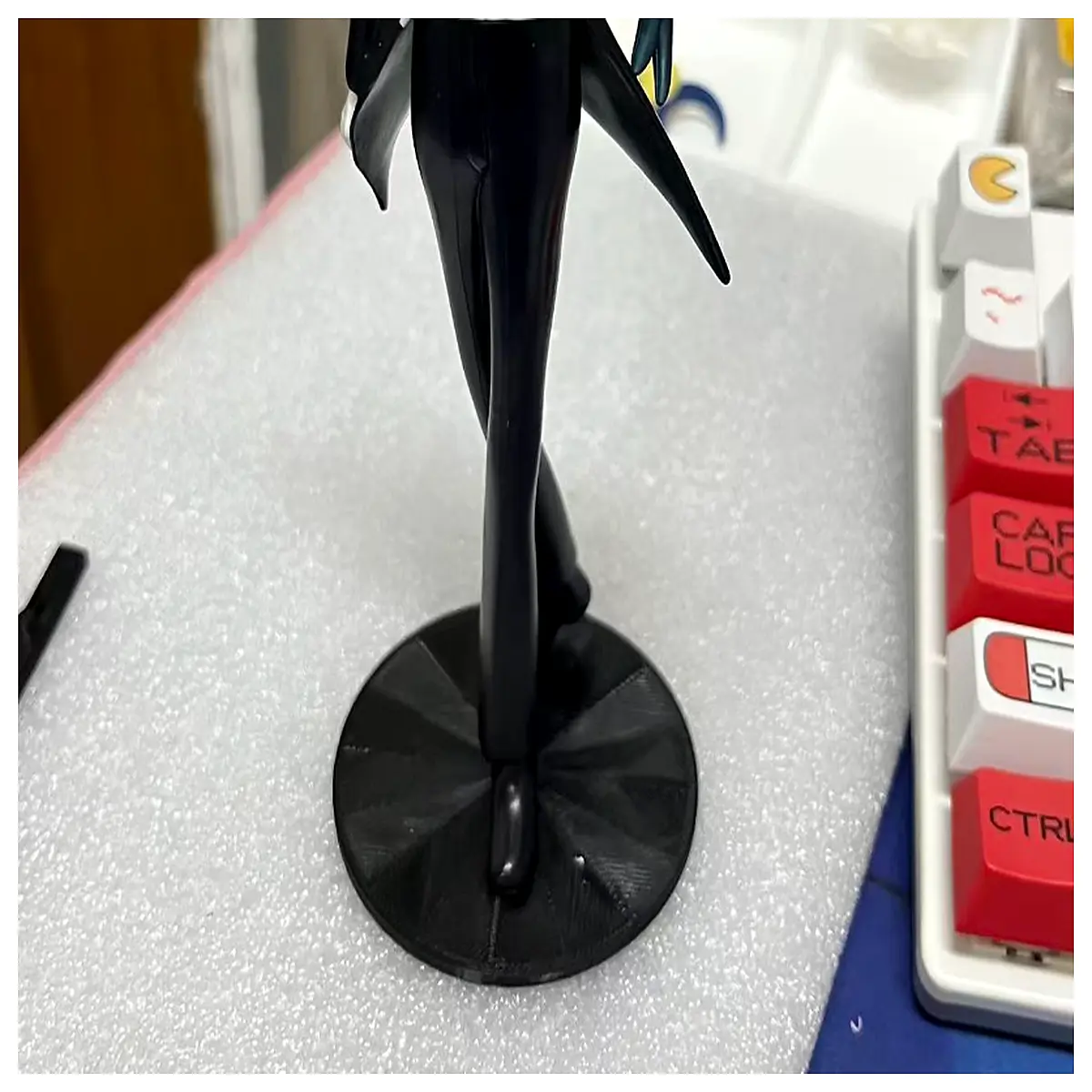 ADO Crazy Debut Stand Base Model Display Stand Collectible Toy Stand Game Accessory Character Model Support