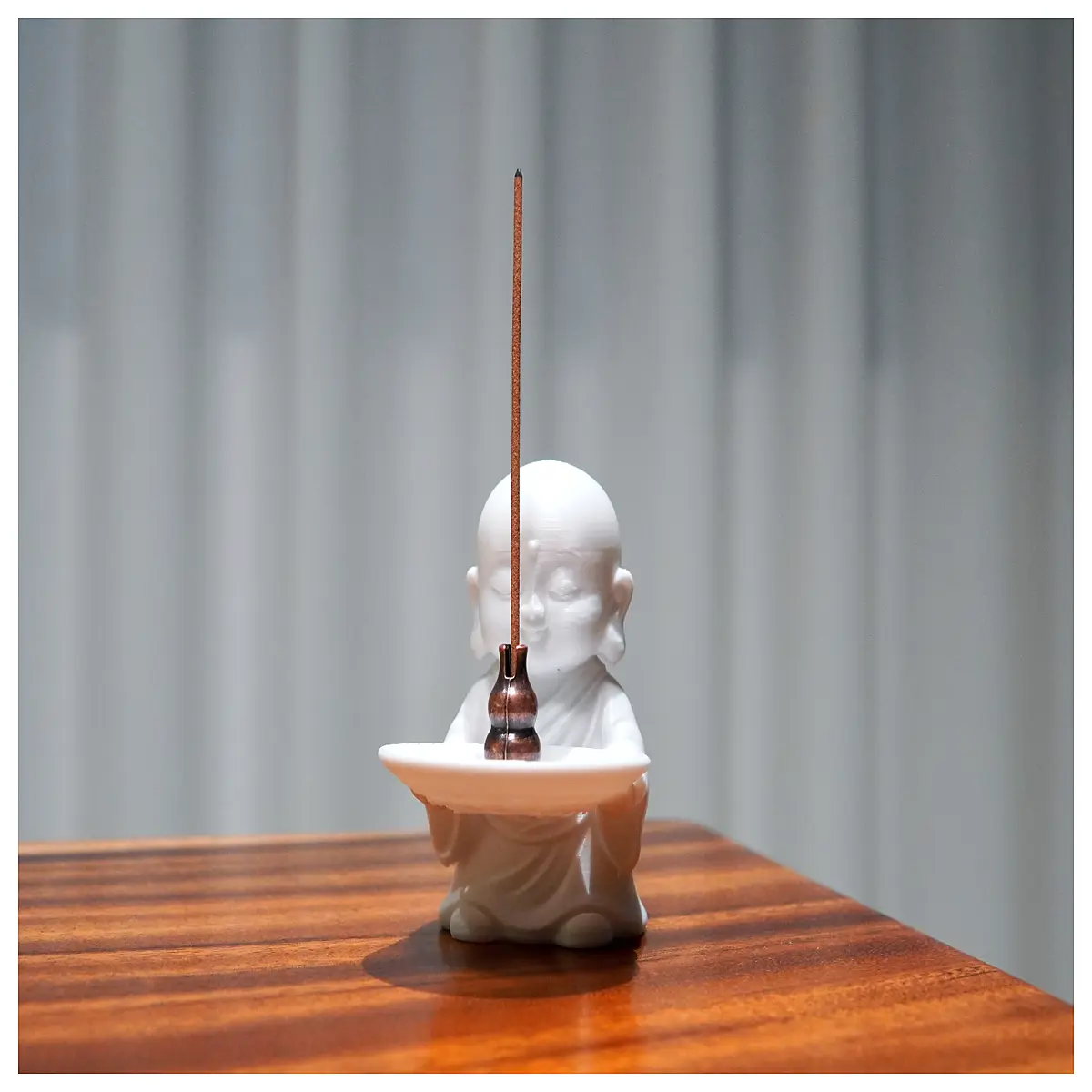 Buddha Statue Incense Holder Elevated Clear Bottle Incense Burner Zen Incense Stick Enhance Home Zen Atmosphere Meditation Decor