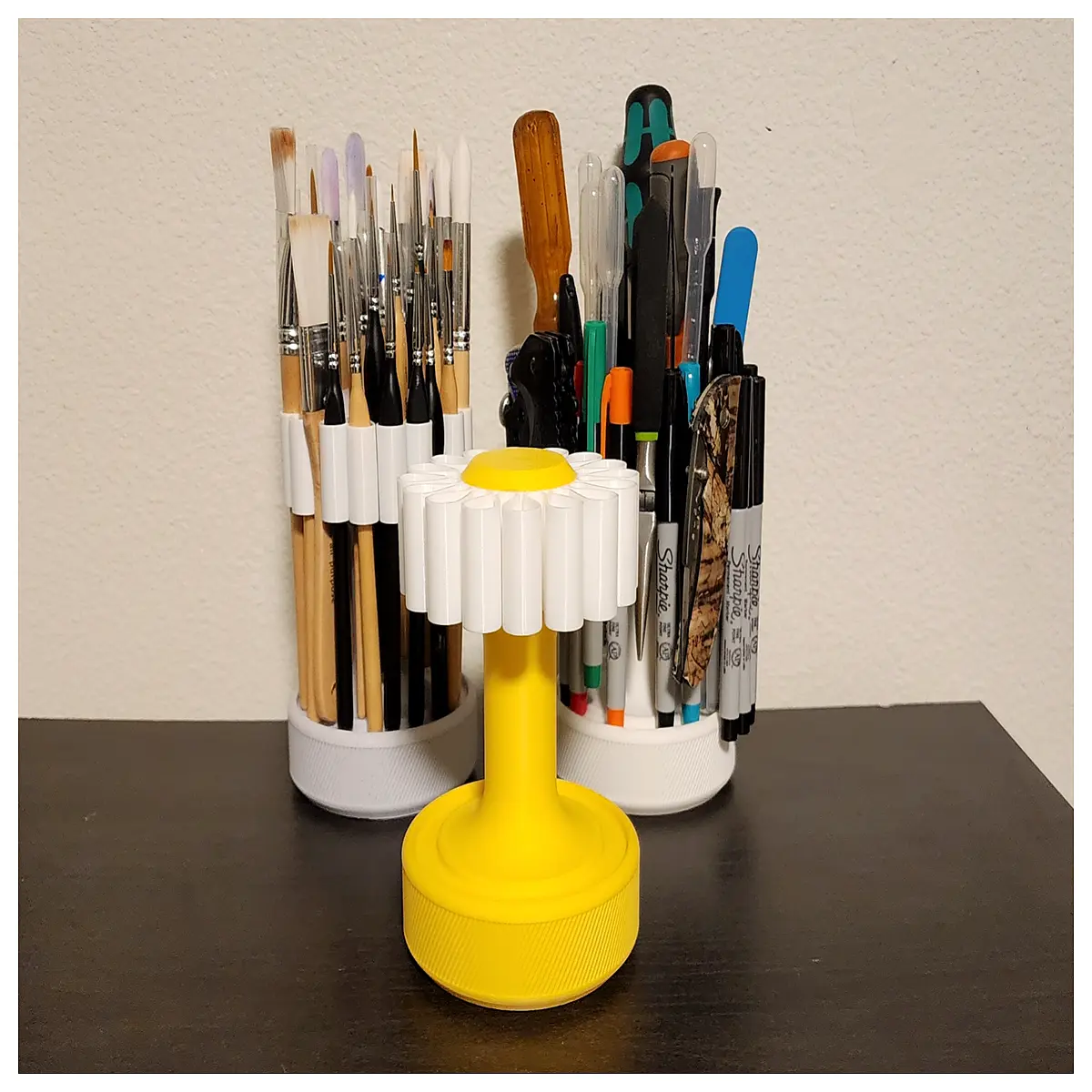 Multi Purpose Brush Organizer Hand Tool Storage Rack Bathroom Kitchen Cleaning Tool Holder Home Organization Supplies