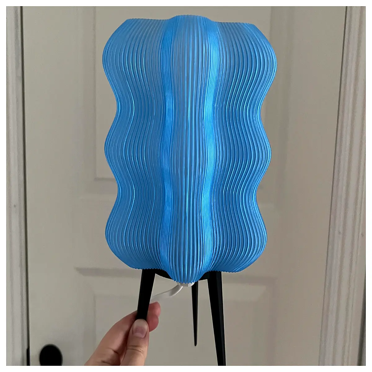 Wave Shaped E14 Socket Fixture Modern Decorative Lighting for Living Room Bedroom Wave Form Holder
