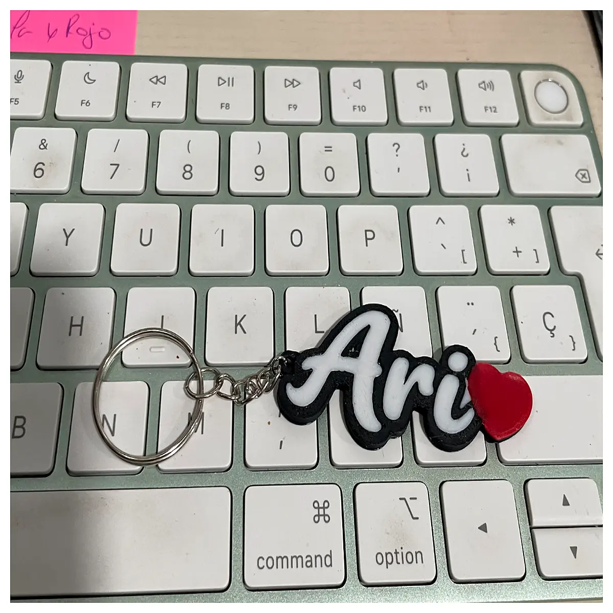 Ari Keychain Shaped Car Bag Decoration Hanging Accessory Keychains Automotive Parts Memorial Gift