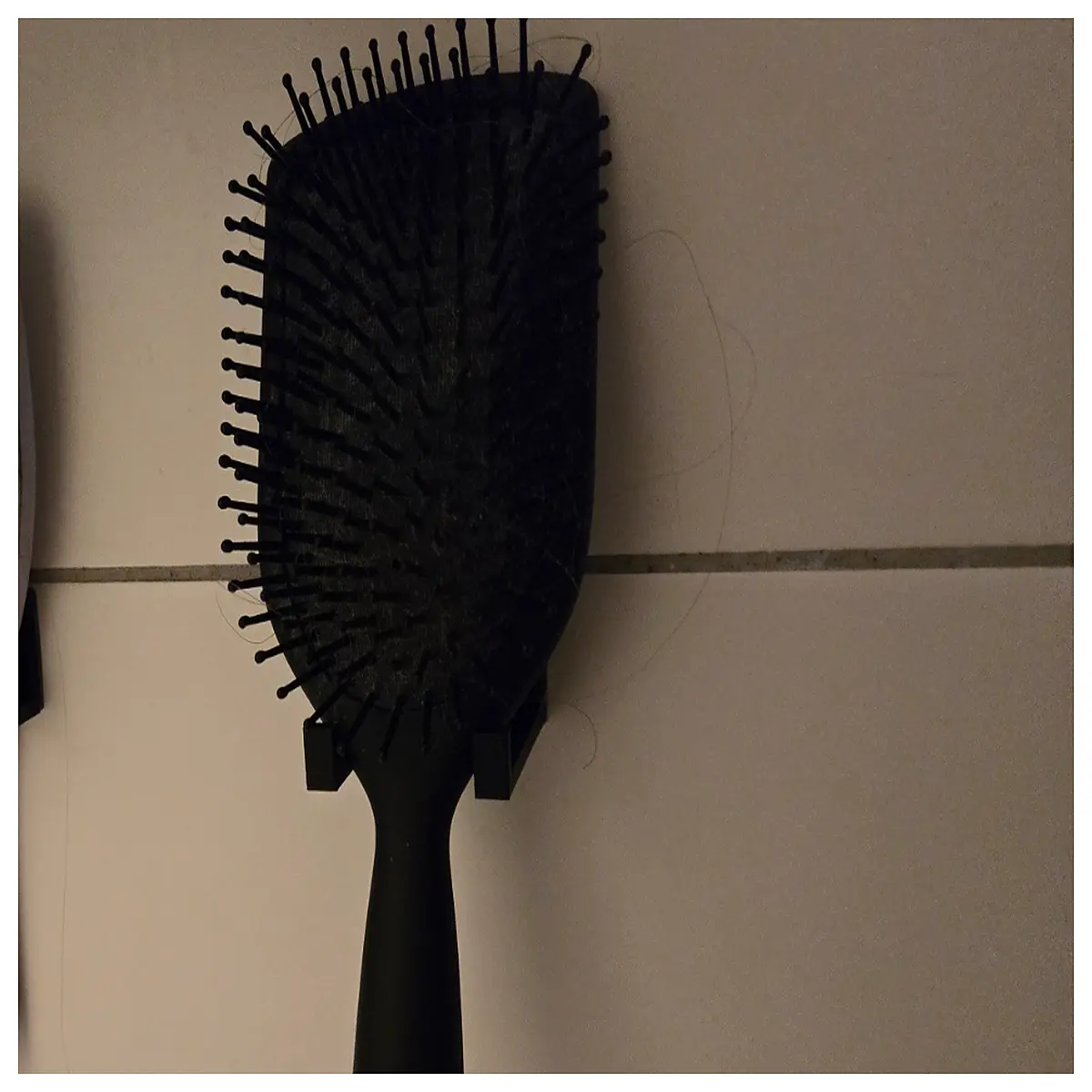 Angled Brush Holder Wall Mounted Bathroom Organizer Space Saving Ergonomic Brush Storage Accessories