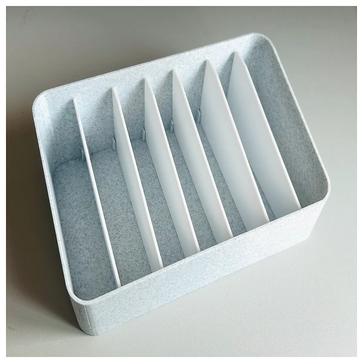 Spice Storage Box Adjustable Compartment Organizer for Oils Vinegars Seasonings Kitchen Storage Container
