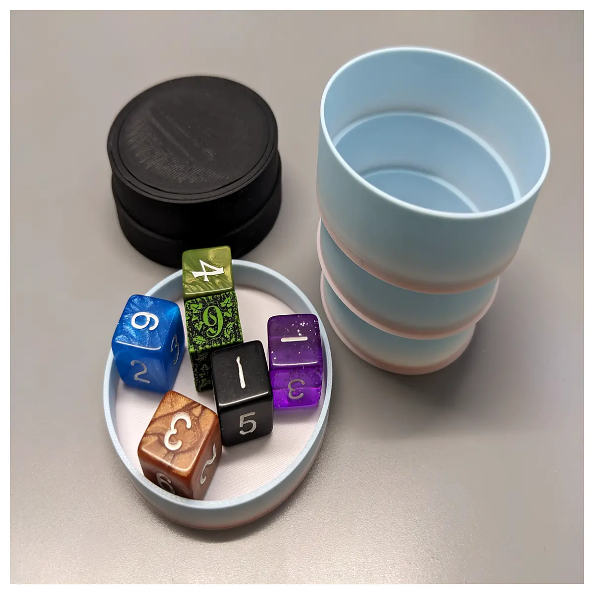 Dice Cup Shaker Box Portable Game Accessory Dice Rolling Container Gaming Supplies Dice Holder for Tabletop Games