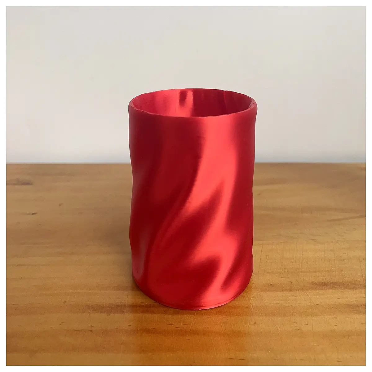 Wrinkle Silk Touch Pen Holder Organizer Desk Storage Stationery Holder Creative Office Velvet Pen Case