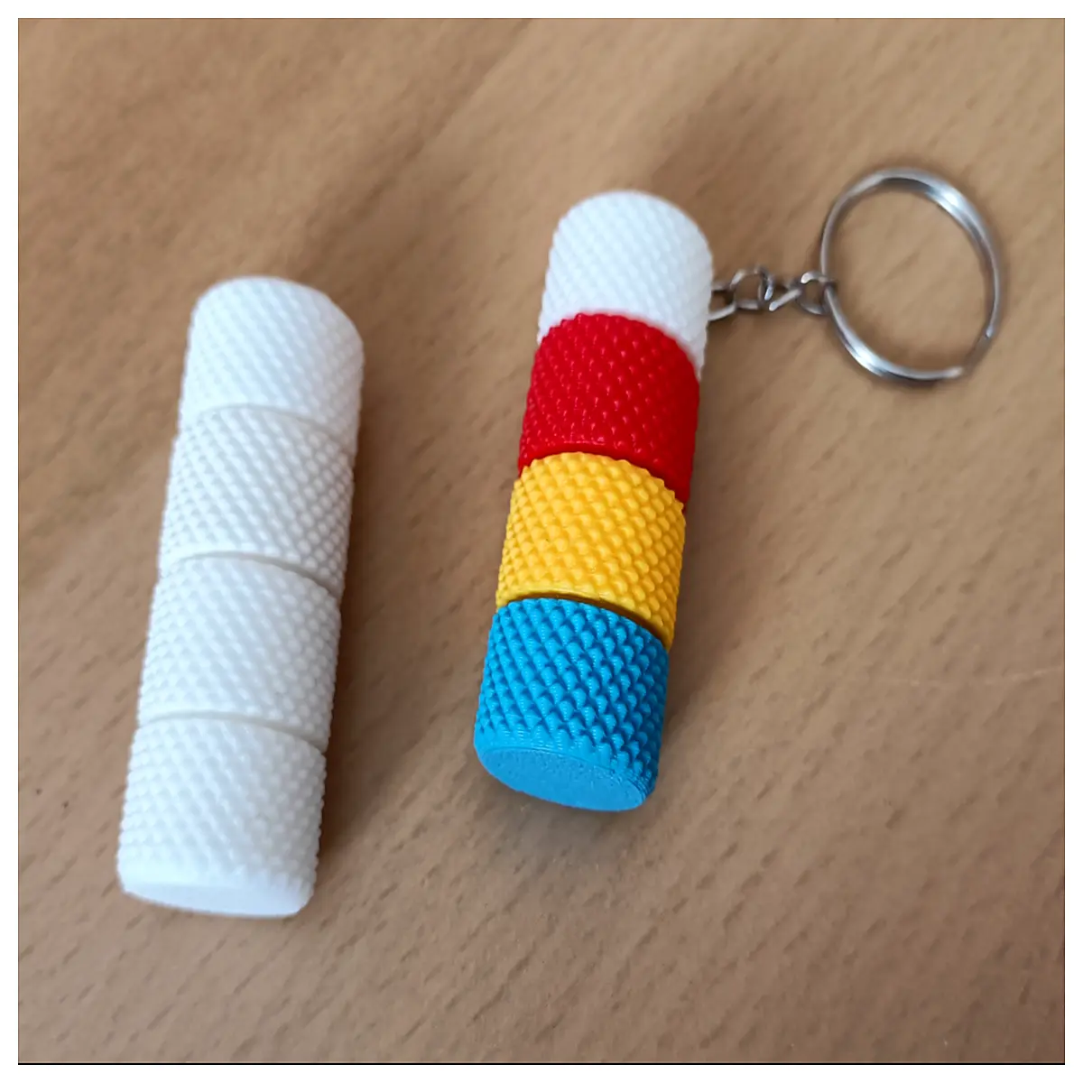 fidget keychain with screws for anxiety relief and metal tactile stress toy for adults