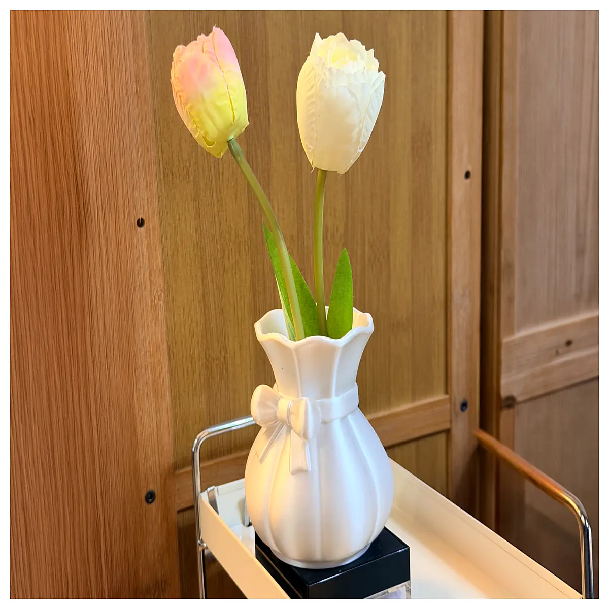 Elegant Bow Vase Home Decor Enhance Taste Floral Arrangement Creative Home Decor Item Bouquet Container