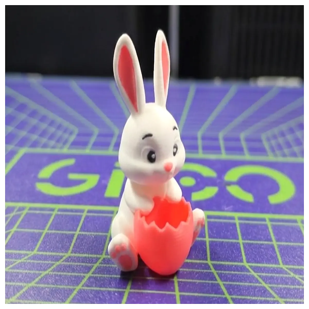 Easter Bunny Figurine Shell Egg Rabbit Toy Baby Gift Easter Decoration Developmental Plaything for Toddlers
