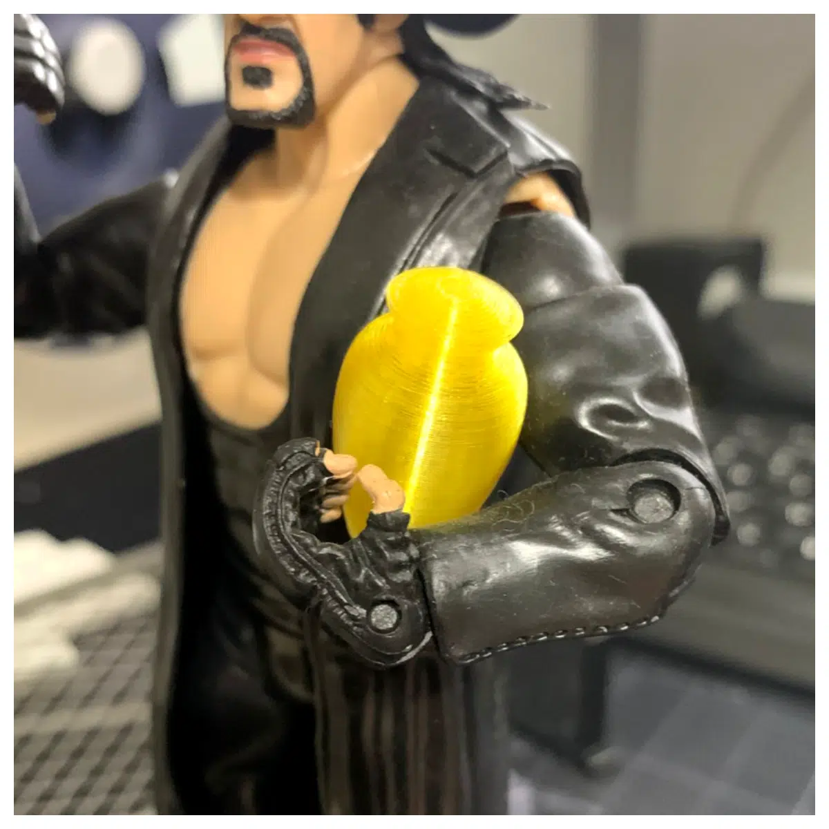 Funeral Urn WWE Action Figure Model Wrestling Toy Collectible Character Model Ashes Container Match Props