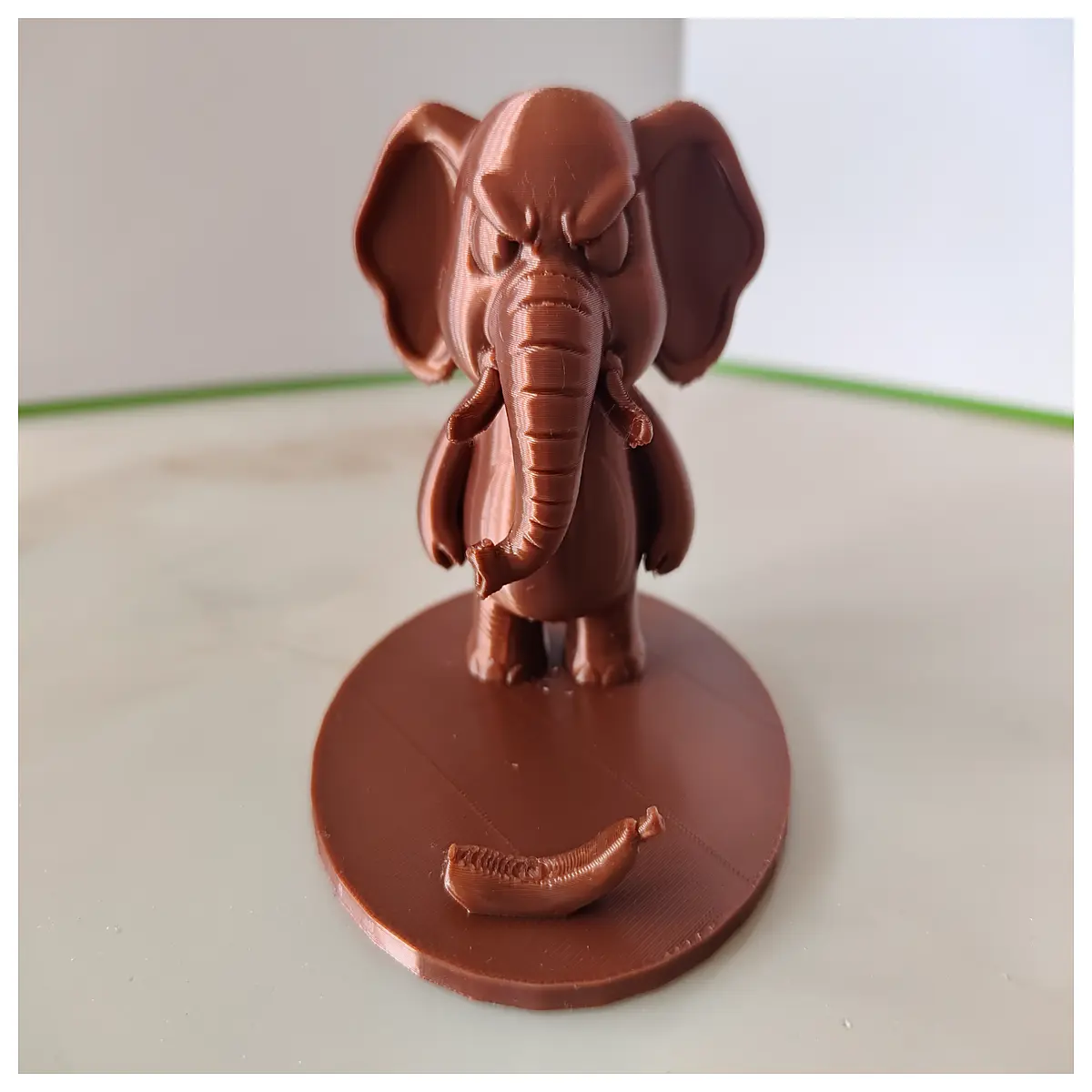 resilient elephant phone holder sturdy desk for android tablet grip non slip base office travel accessory