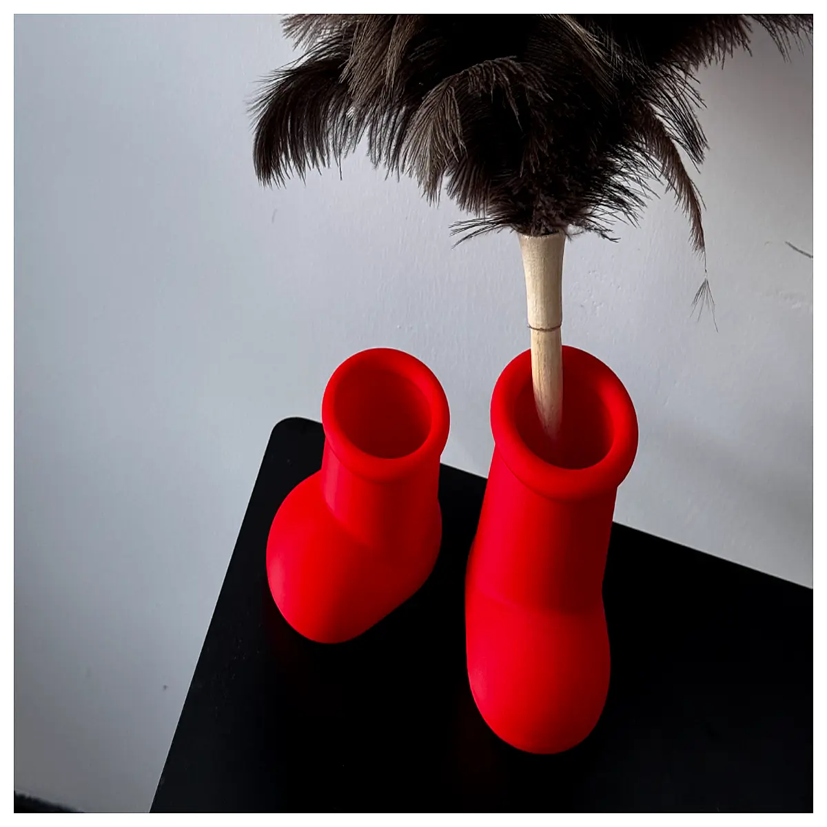 Red Shoe Pencil Holder Creative Desk Organizer Office Study Room Decoration Pen Case Small Parts Storage