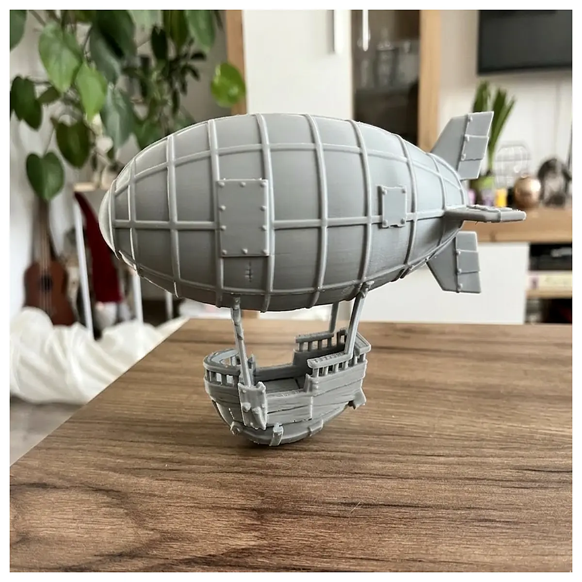 D D Ready Airship Model Zeppelin Model Tabletop Gaming Accessories Roleplay Toys Tactical Models