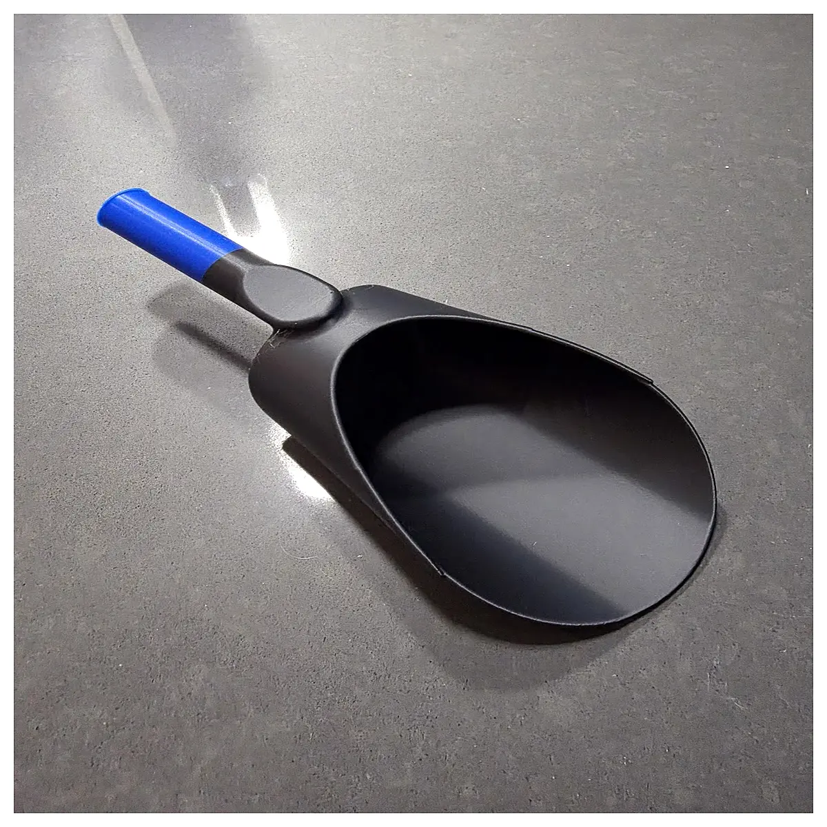 Medium Garden Spoon Pet Food Spoon Spoon Utensil Serving Spoon Kitchenware Scoop Food Spoon Garden Spoon for feeding pets